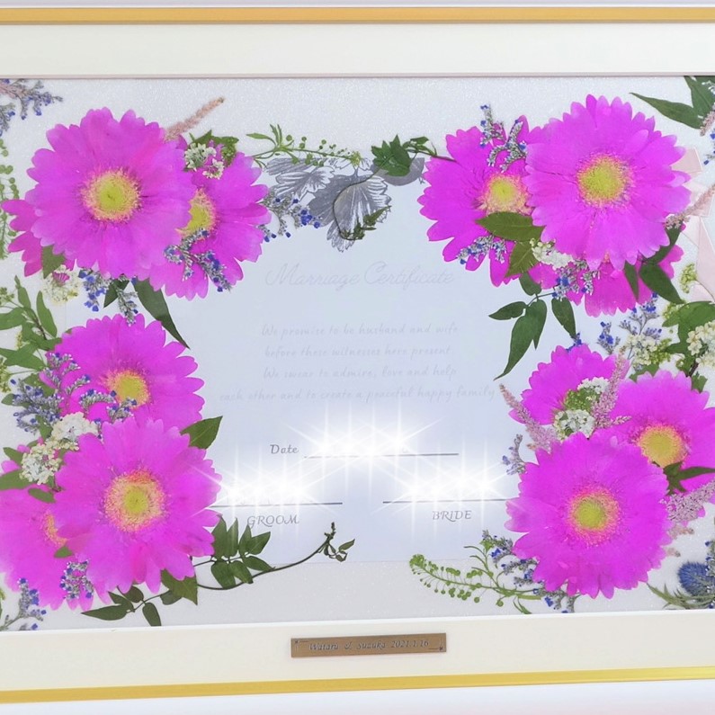 ピンクガーベラの花束を押し花に保存加工